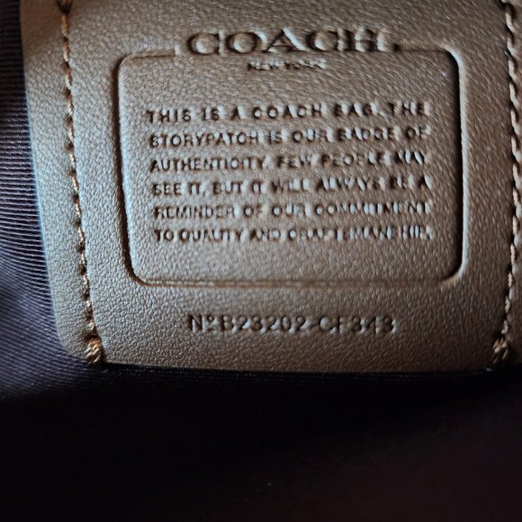 Coach Crossbody "NEW" - Picture 3 of 16